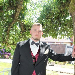 Meet your Posher, Nicholas